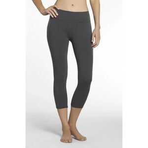 Fabletics Powerhold Solid Dark Gray Capris Stylish Active Leggings No Sz